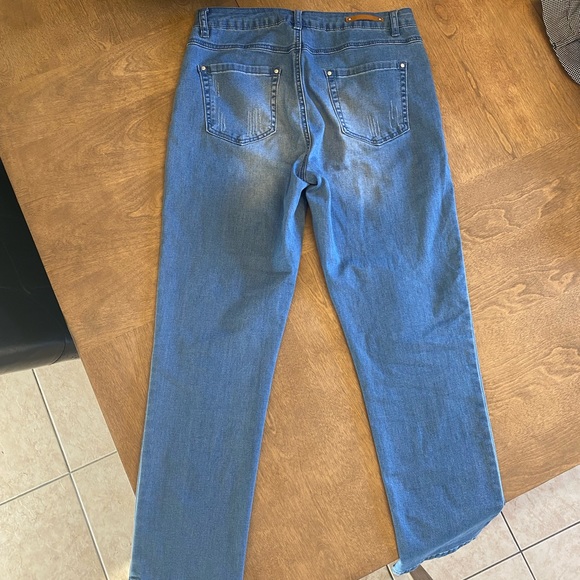 Simon Chang Designer Jeans - Picture 3 of 5